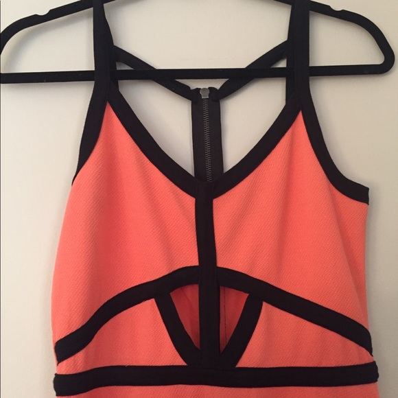 Bright Pink Dress - Picture 3 of 4